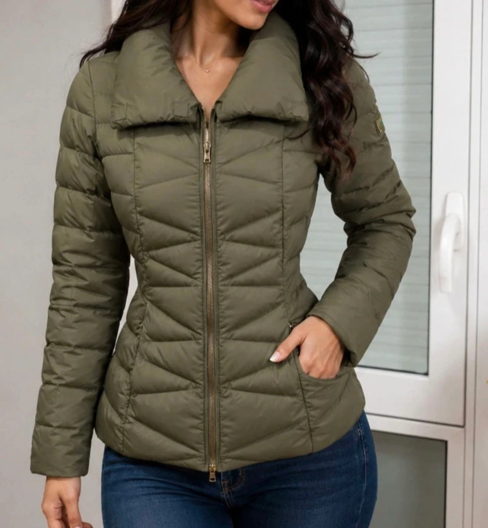 GUESS | Chaqueta acolchada verde oliva – Nueva sin usar – Talla S – photo 2
